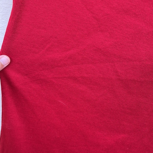 Red Tee - Picture 3 of 4